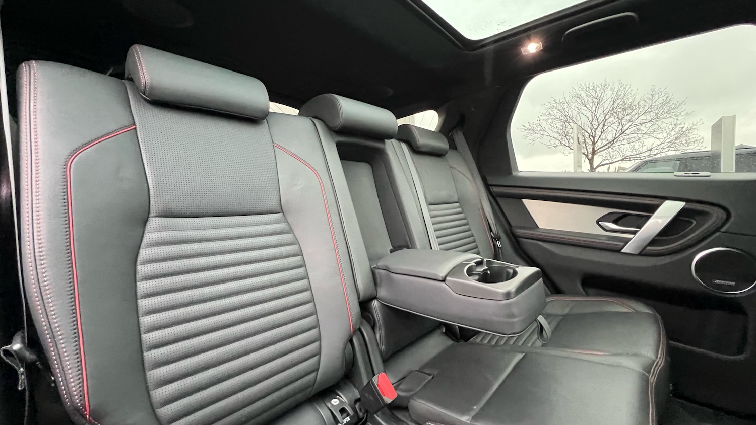 Used Land Rover Discovery Sport 2022 for sale - 77665518: Photo 33