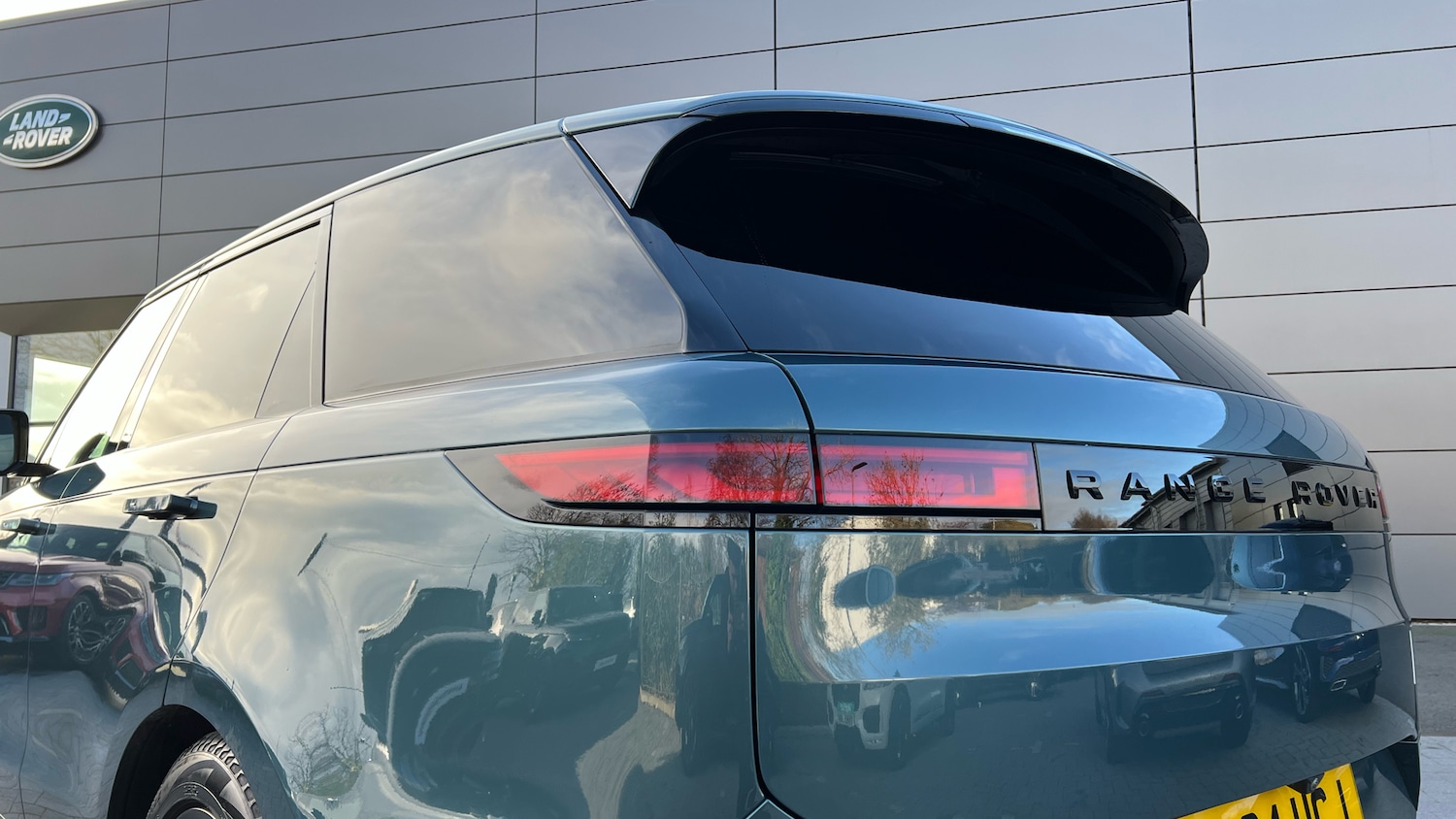 Used Land Rover Range Rover Sport 2024 for sale - 76637580: Photo 19