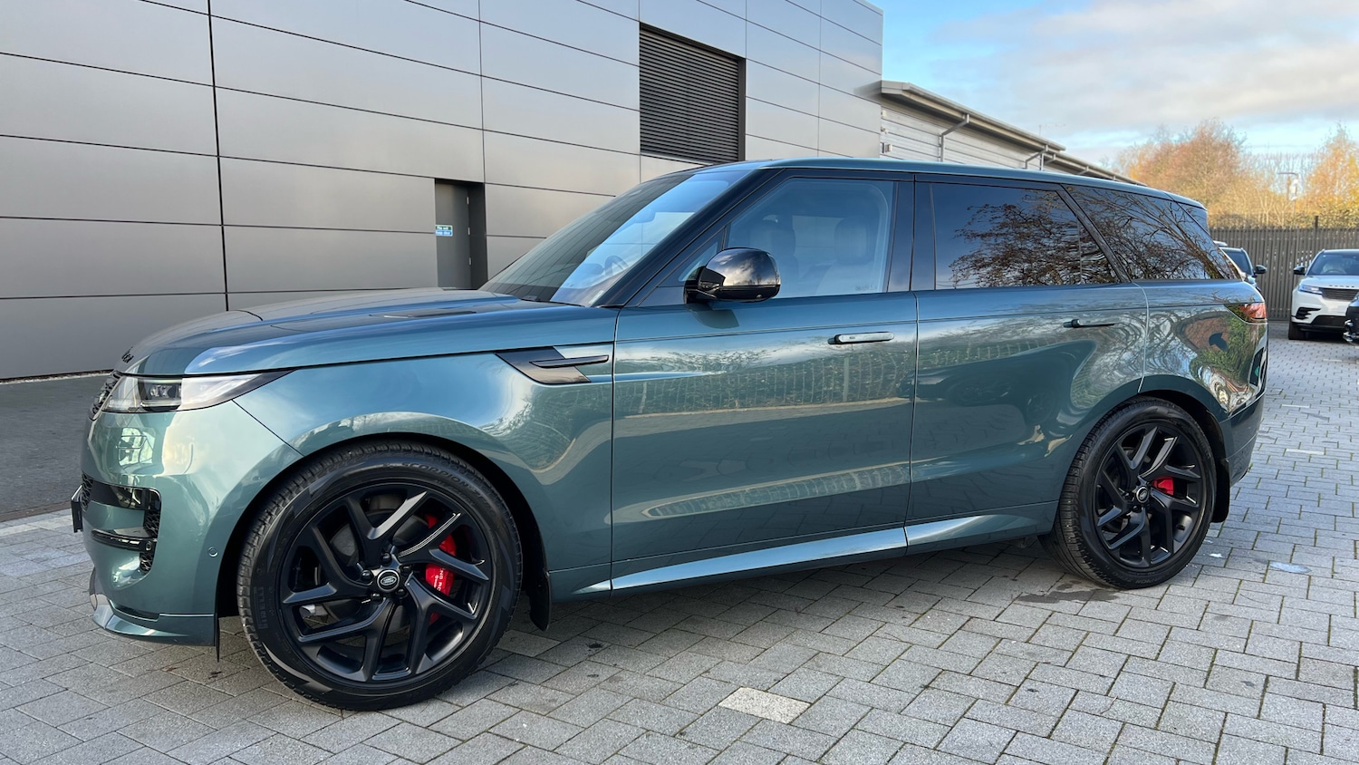 Used Land Rover Range Rover Sport 2024 for sale - 76637580: Photo 23