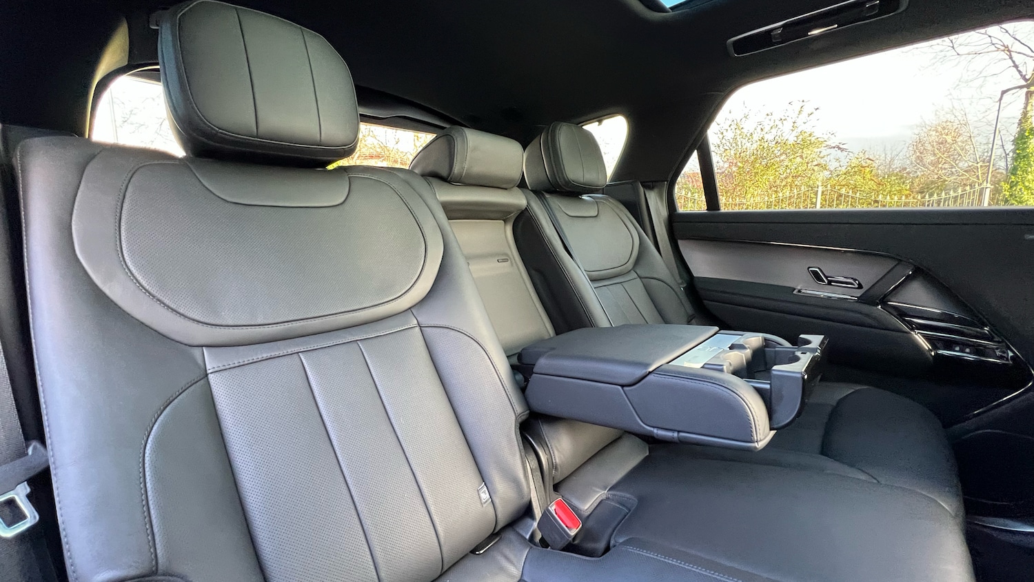 Used Land Rover Range Rover Sport 2024 for sale - 76637580: Photo 33