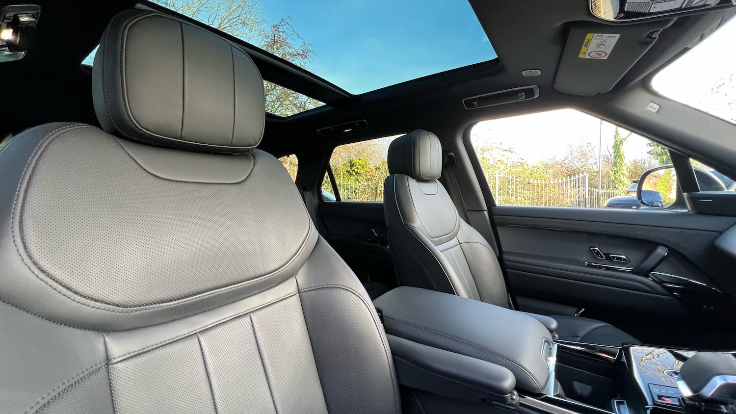 Used Land Rover Range Rover Sport 2024 for sale - 76637580: Photo 37