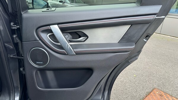 Used Land Rover Discovery Sport 2021 for sale - 76143031: Photo 33