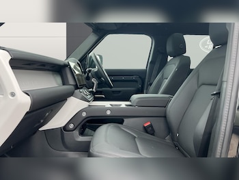 Used Land Rover Defender 2026 for sale - 79585321: Photo