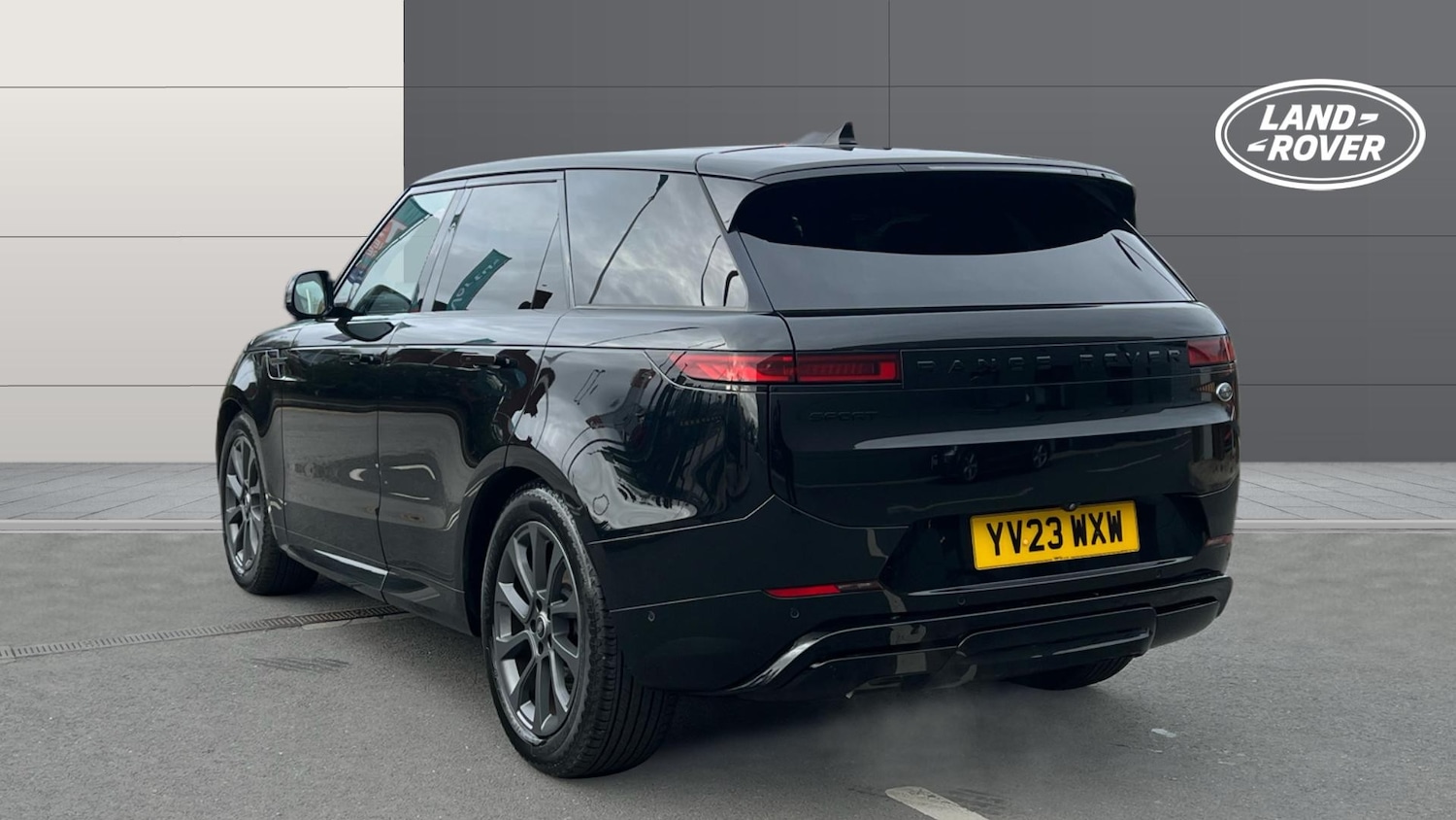 Used Land Rover Range Rover Sport 2023 for sale - 77766169: Photo 2