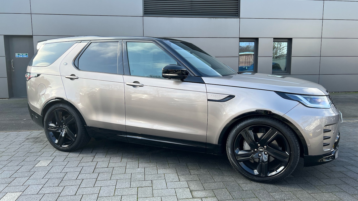 Used Land Rover Discovery 2023 for sale - 77691465: Photo 26