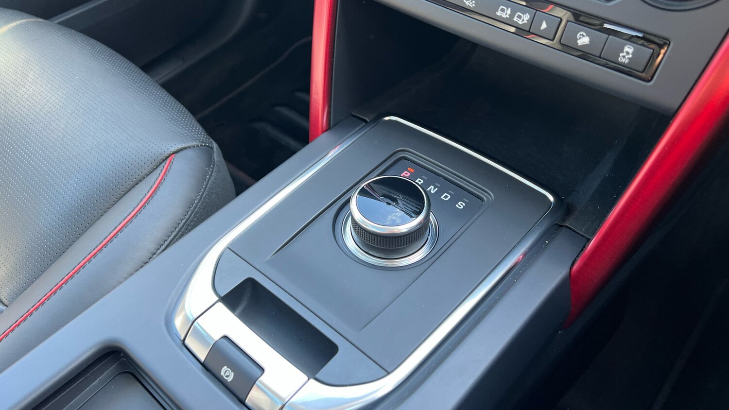 Used Land Rover Discovery Sport 2018 for sale - 78094926: Photo 13