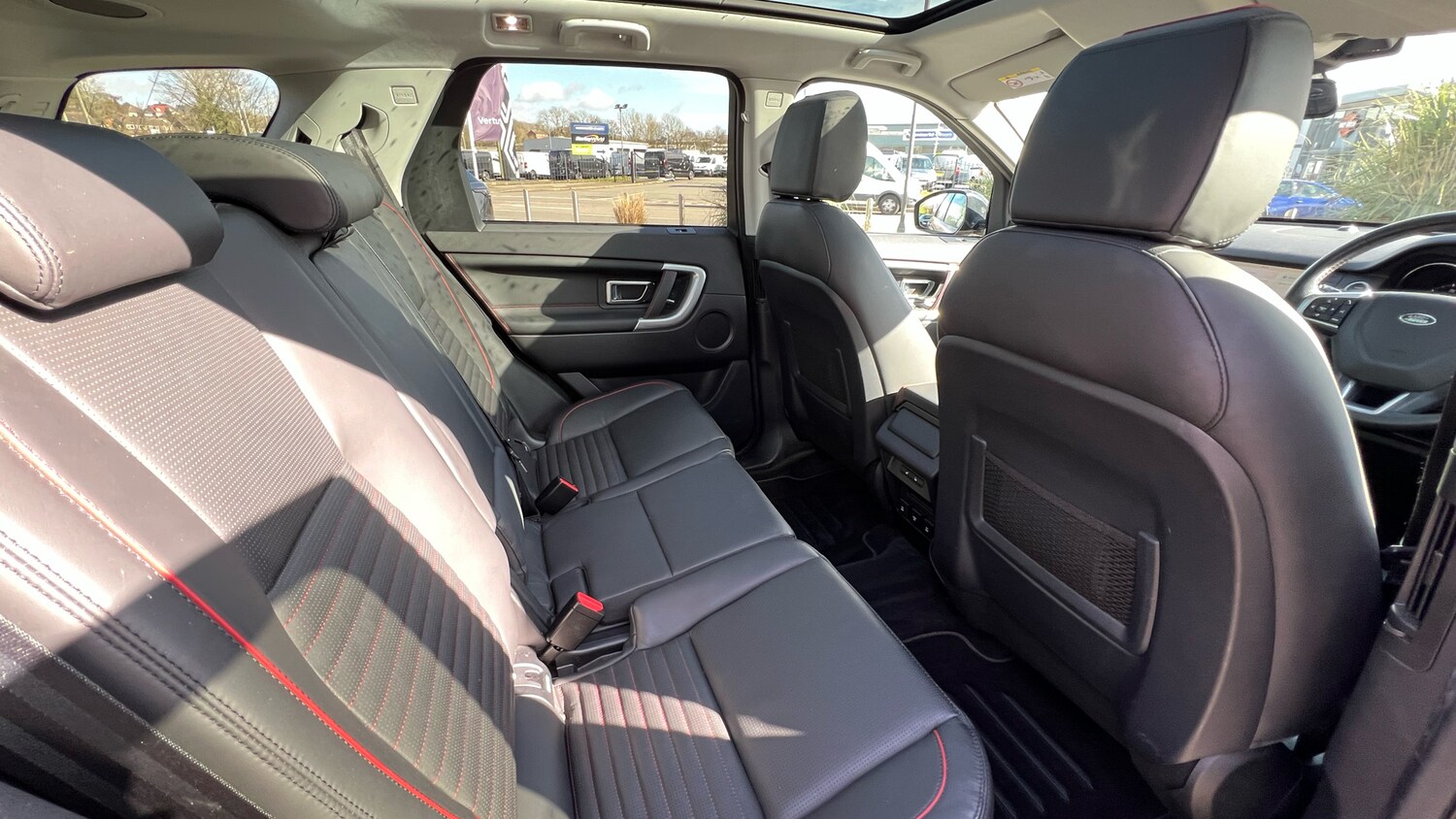 Used Land Rover Discovery Sport 2018 for sale - 78094926: Photo 32