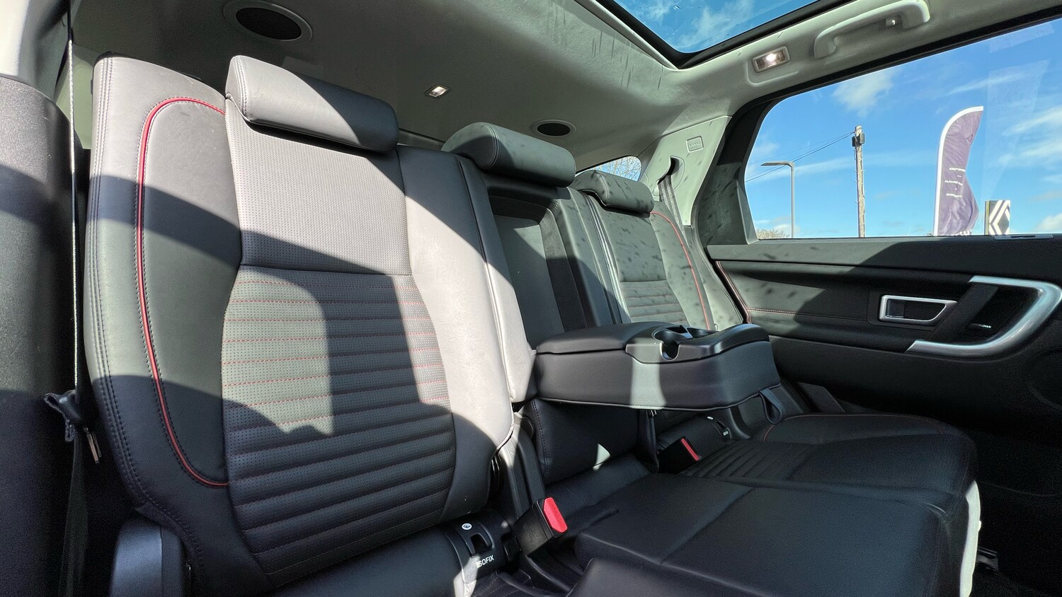 Used Land Rover Discovery Sport 2018 for sale - 78094926: Photo 33