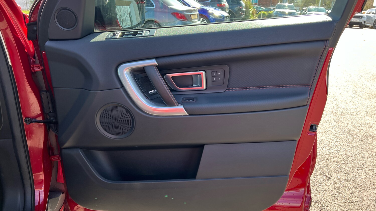 Used Land Rover Discovery Sport 2018 for sale - 78094926: Photo 34