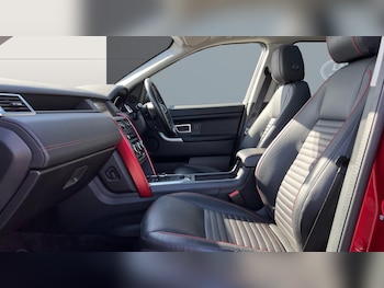 Used Land Rover Discovery Sport 2018 for sale - 78094926: Photo