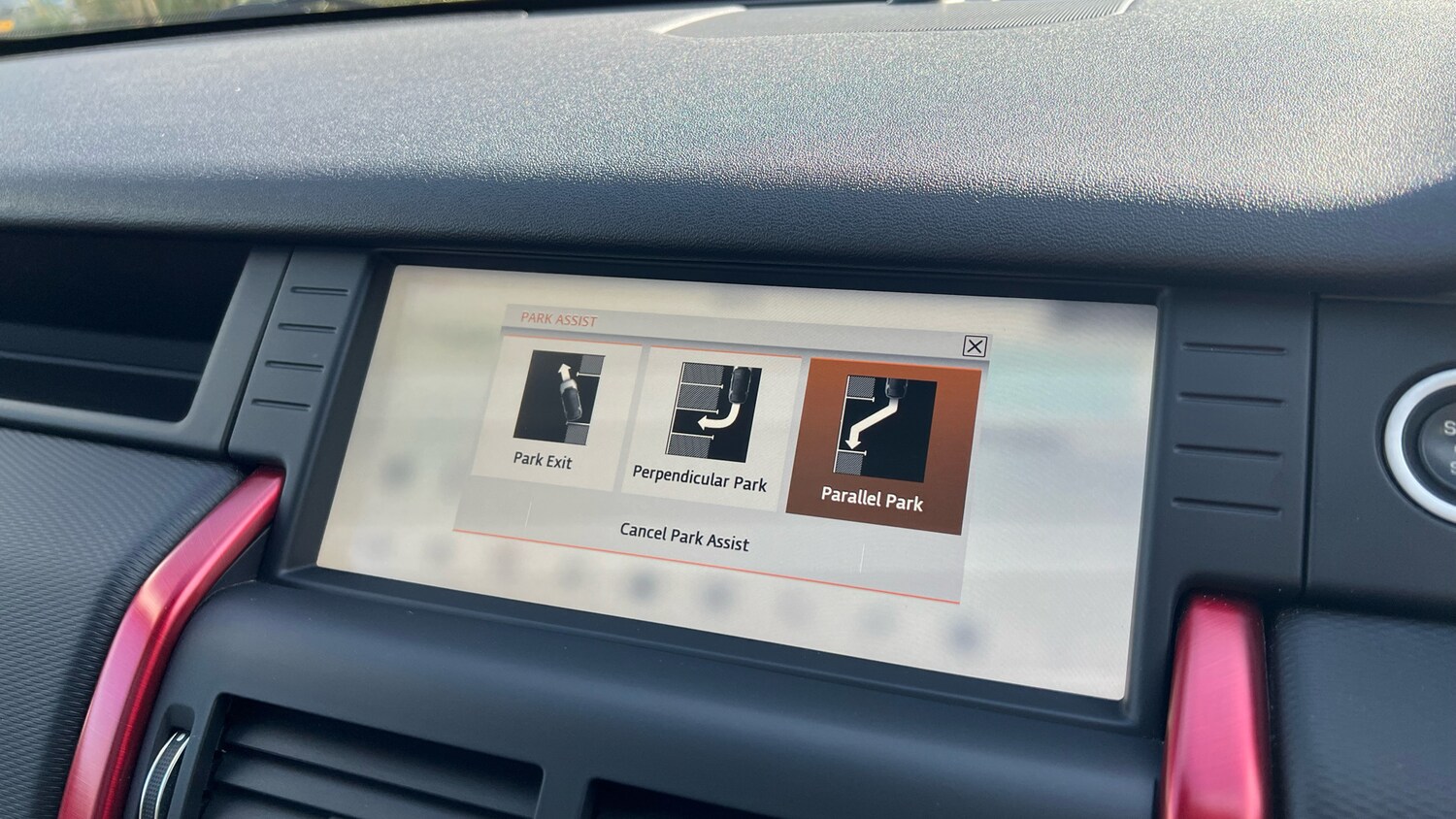 Used Land Rover Discovery Sport 2018 for sale - 78094926: Photo 43