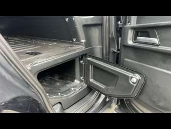 Used Land Rover Defender 2023 for sale - 75133147: Photo