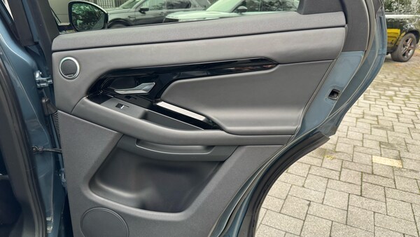 Used Land Rover Range Rover Evoque 2023 for sale - 76252580: Photo 32