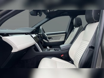 Used Land Rover Discovery Sport 2023 for sale - 79195884: Photo