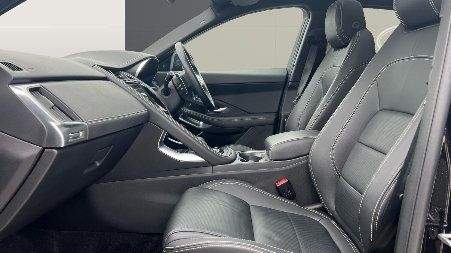 Used Jaguar E-Pace 2024 for sale - 77997414: Photo 3