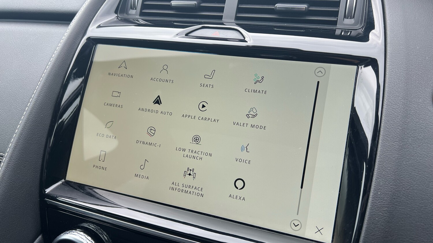 Used Jaguar E-Pace 2024 for sale - 77997414: Photo 39