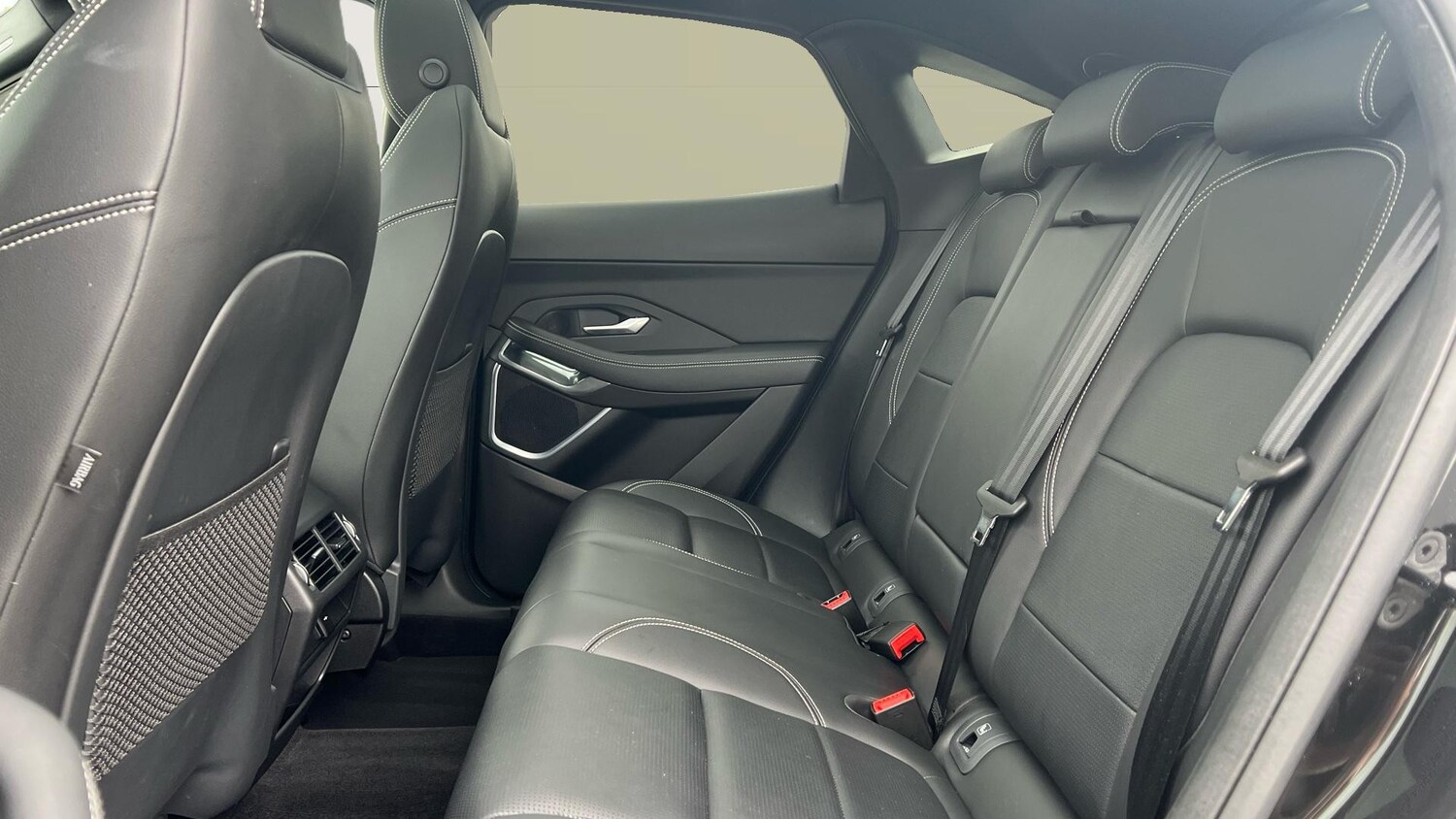 Used Jaguar E-Pace 2024 for sale - 77997414: Photo 4