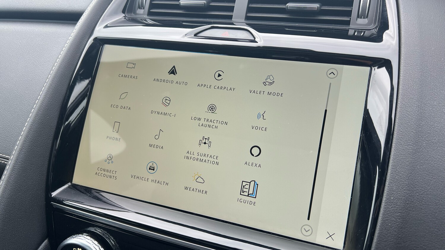 Used Jaguar E-Pace 2024 for sale - 77997414: Photo 40