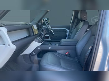 Used Land Rover Defender 2022 for sale - 76143028: Photo 3
