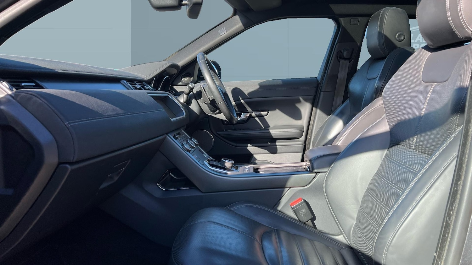 Used Land Rover Range Rover Evoque 2019 for sale - 78064997: Photo 3