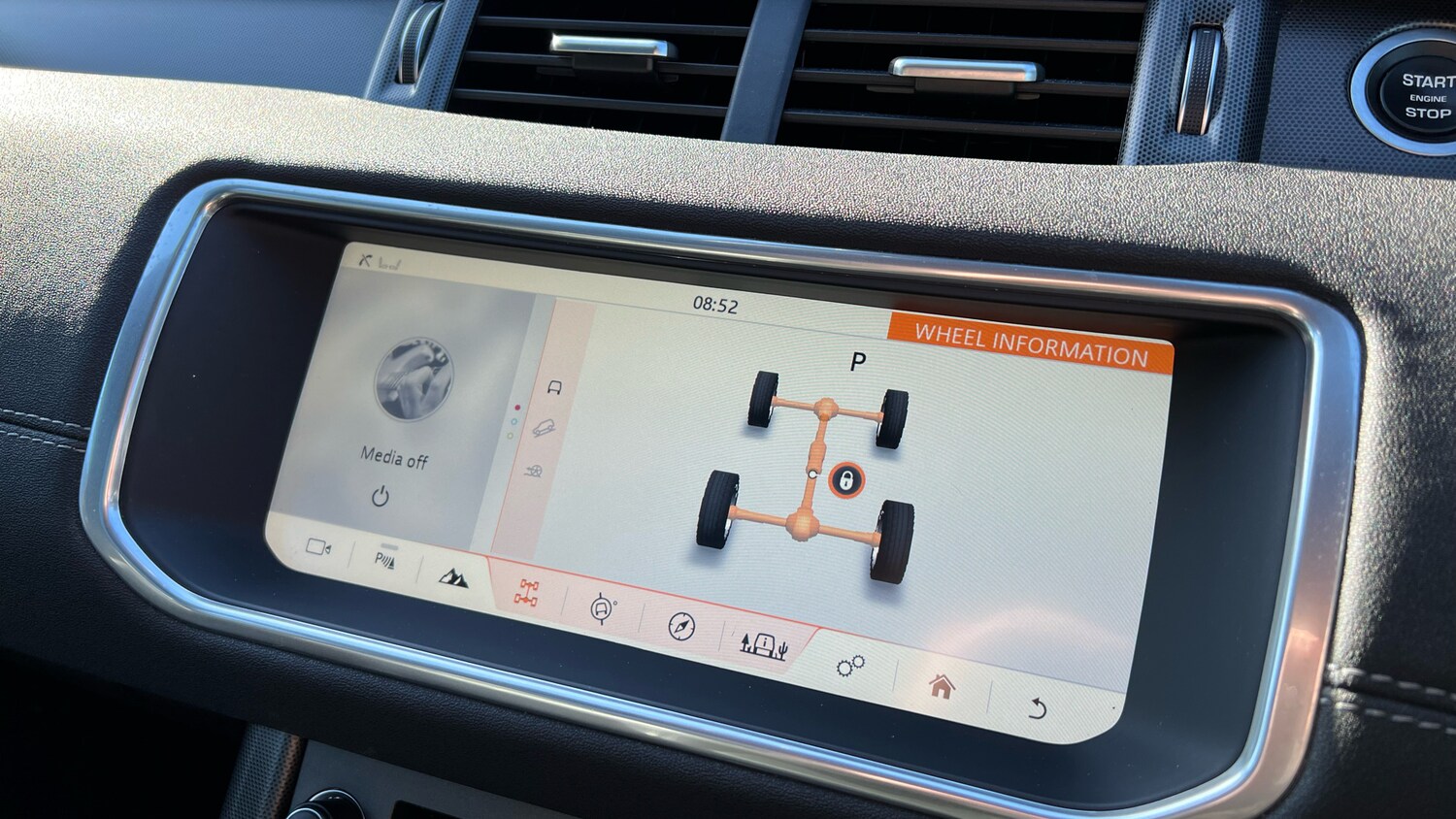 Used Land Rover Range Rover Evoque 2019 for sale - 78064997: Photo 41