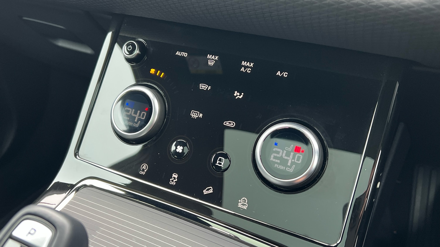 Used Land Rover Range Rover Evoque 2022 for sale - 77932526: Photo 41