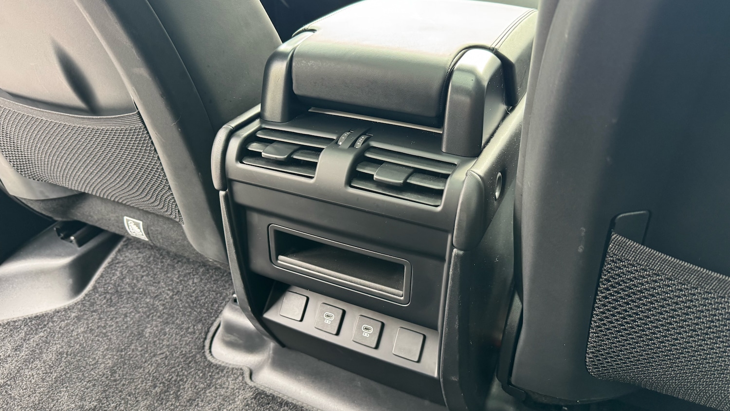 Used Land Rover Defender 2025 for sale - 76143025: Photo 18