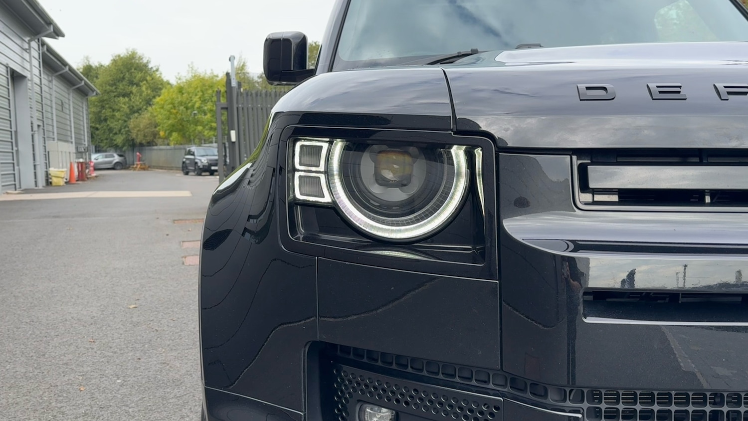 Used Land Rover Defender 2025 for sale - 76143025: Photo 29