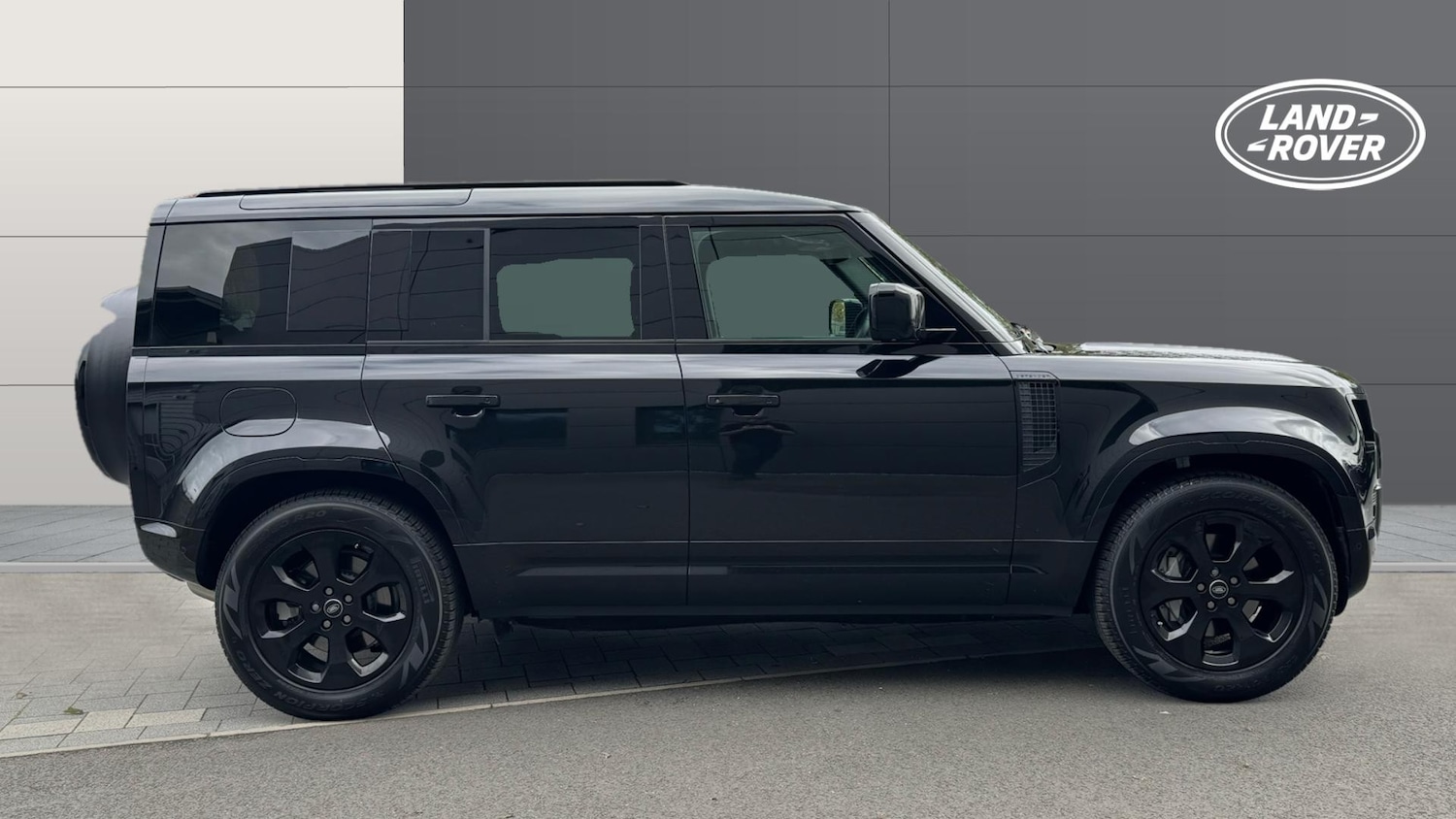 Used Land Rover Defender 2025 for sale - 76143025: Photo 5