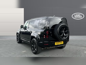 Used Land Rover Defender 2025 for sale - 75343665: Photo