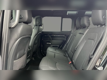 Used Land Rover Defender 2025 for sale - 75343665: Photo