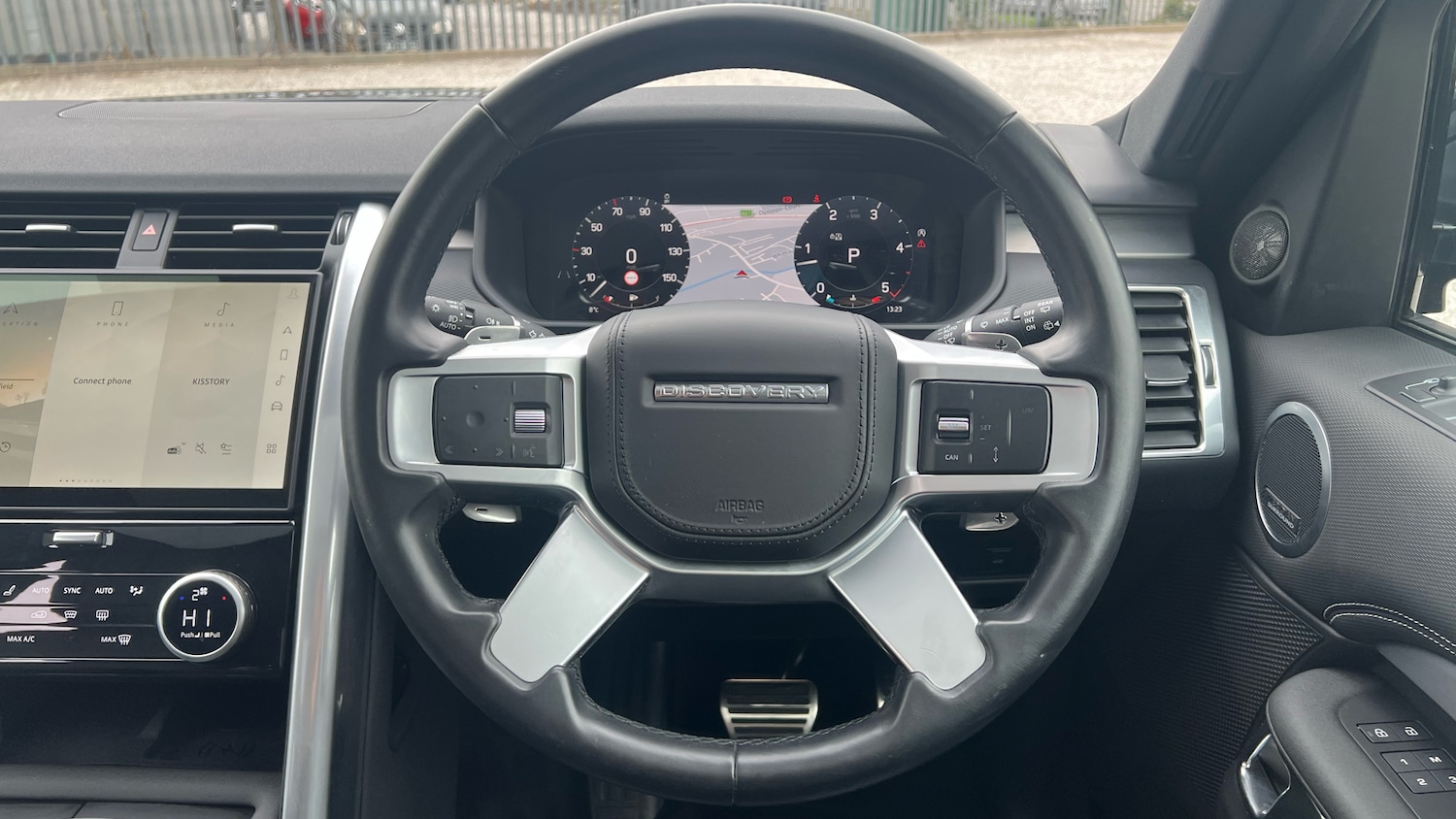 Used Land Rover Discovery 2024 for sale - 77796800: Photo 15