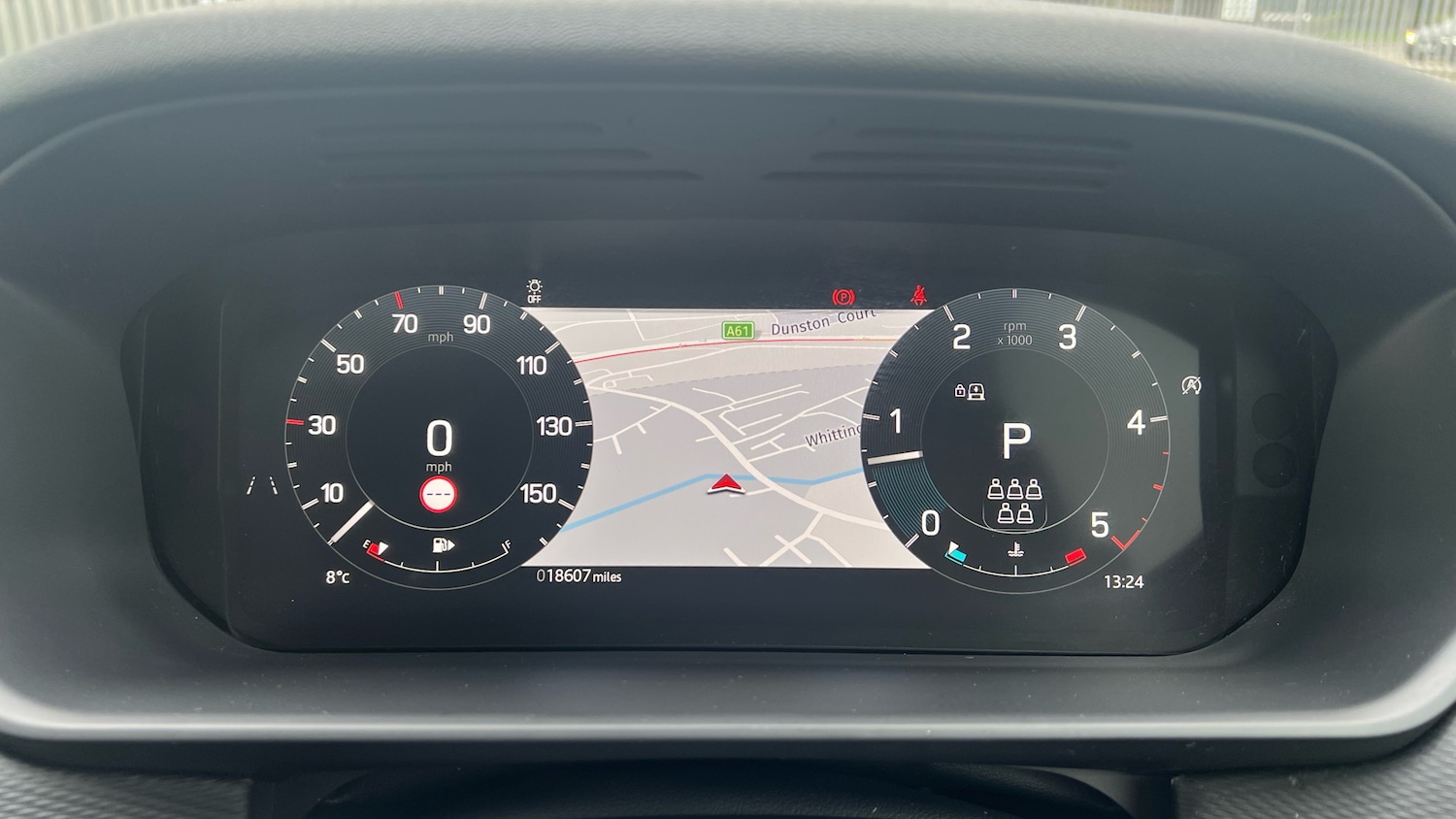 Used Land Rover Discovery 2024 for sale - 77796800: Photo 16