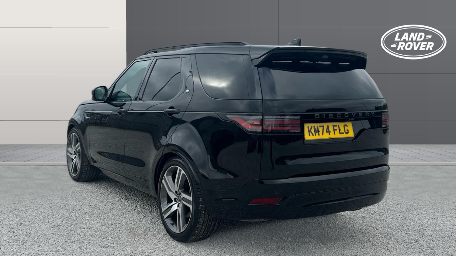 Used Land Rover Discovery 2024 for sale - 77796800: Photo 2