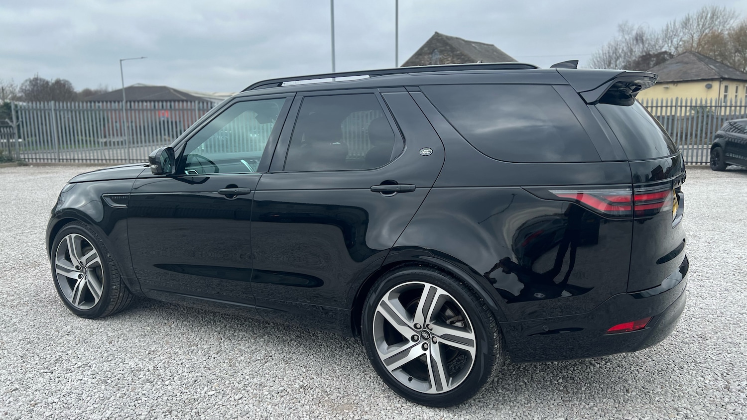 Used Land Rover Discovery 2024 for sale - 77796800: Photo 21