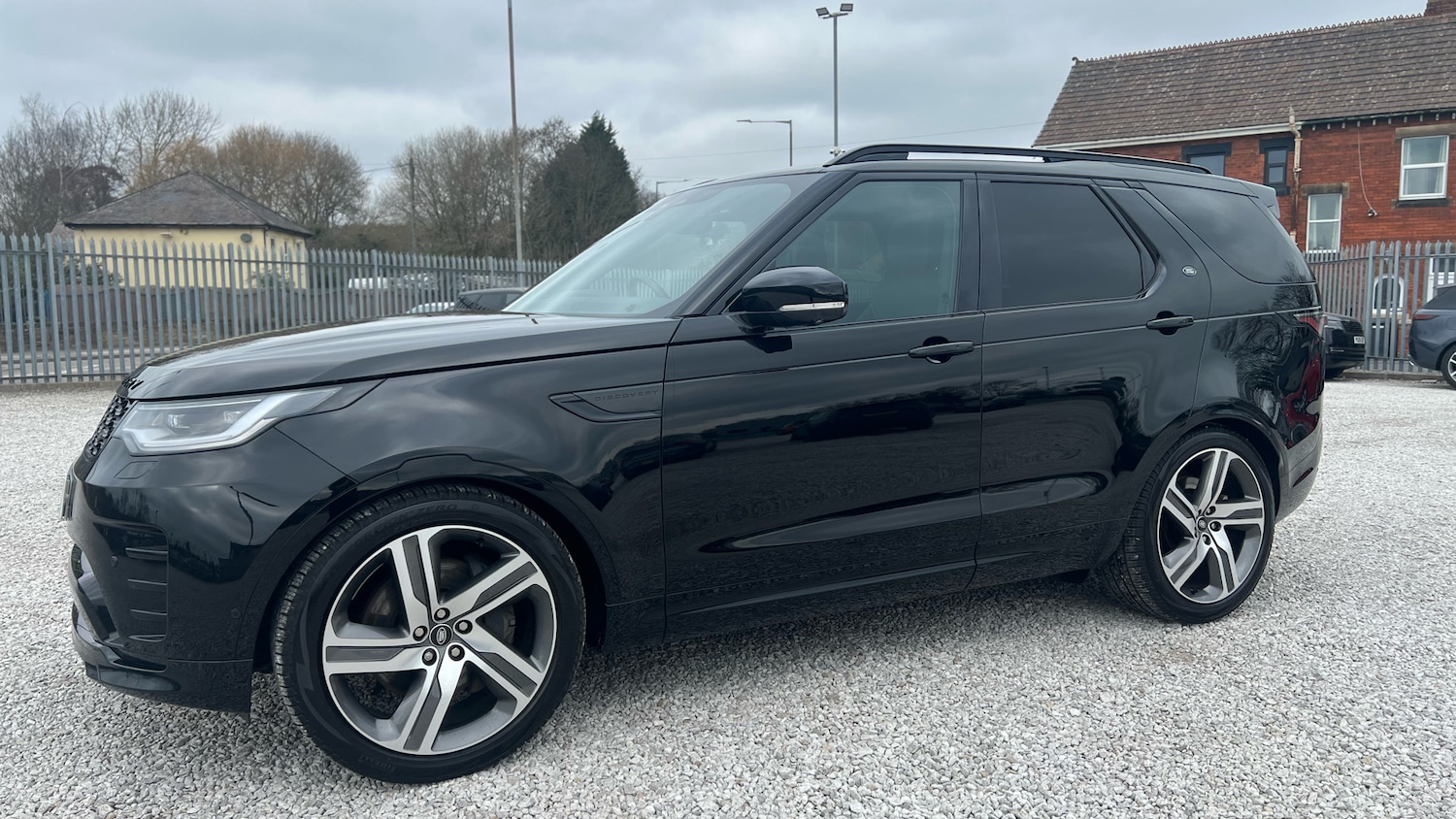 Used Land Rover Discovery 2024 for sale - 77796800: Photo 23