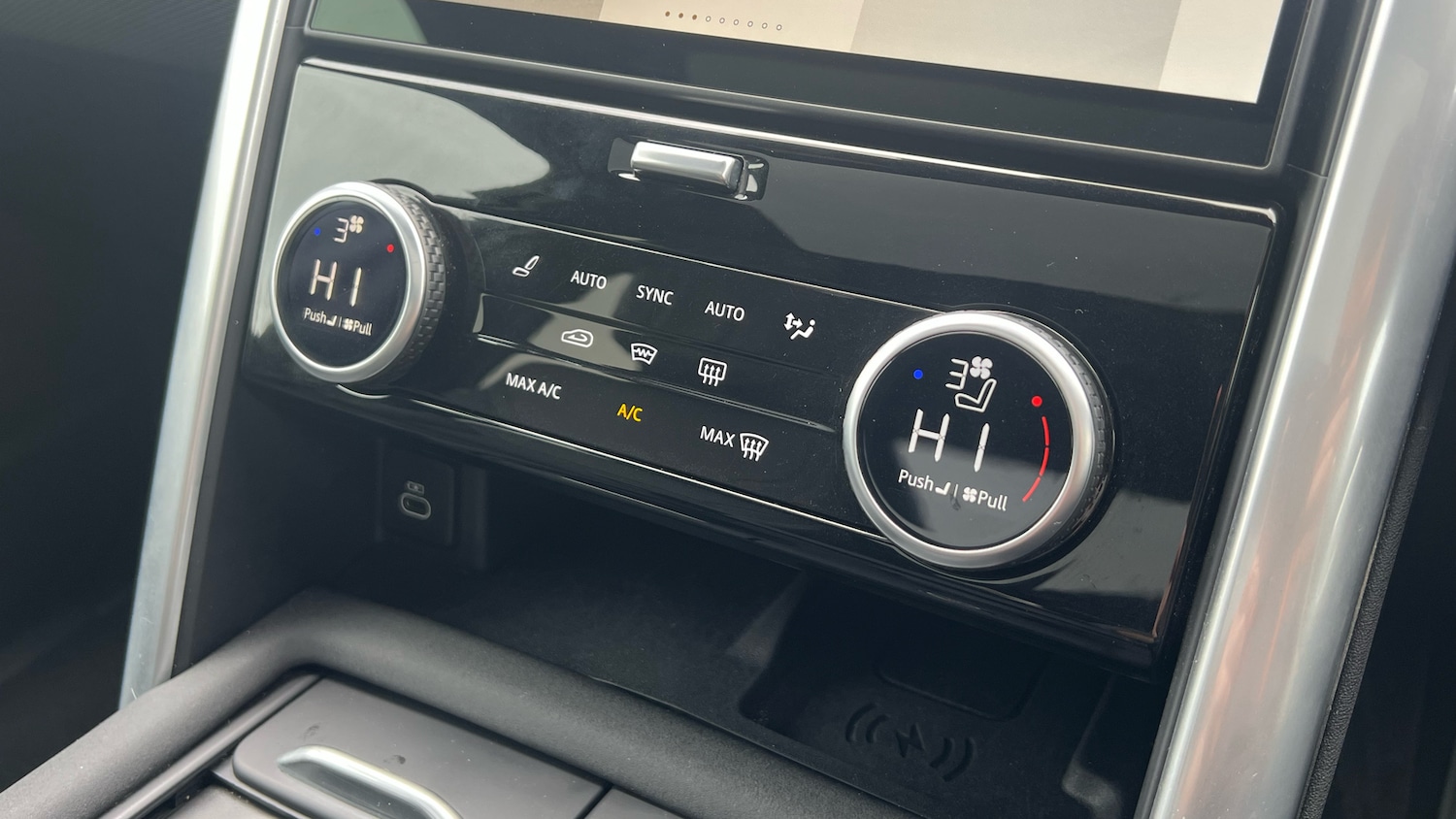 Used Land Rover Discovery 2024 for sale - 77796800: Photo 44