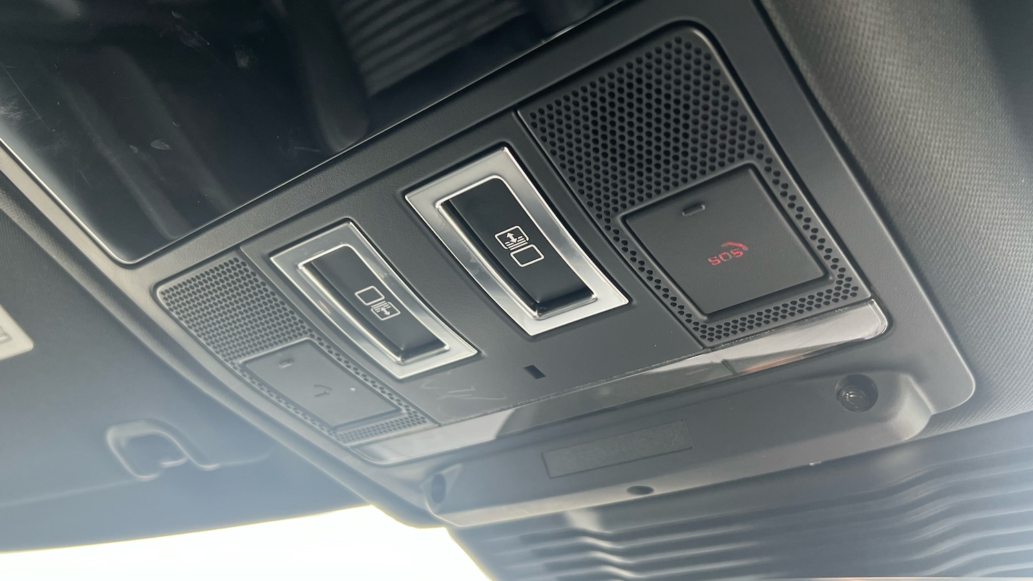 Used Land Rover Discovery 2024 for sale - 77796800: Photo 45