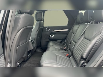 Used Land Rover Discovery 2024 for sale - 77796800: Photo