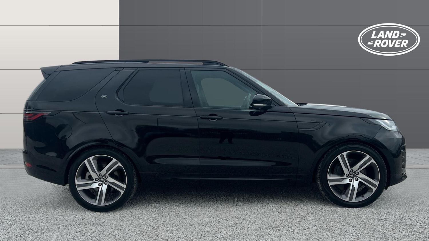 Used Land Rover Discovery 2024 for sale - 77796800: Photo 5