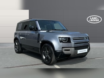 Used Land Rover Defender 2023 for sale - 78991993: Photo