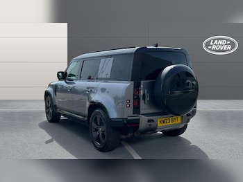 Used Land Rover Defender 2023 for sale - 78991993: Photo