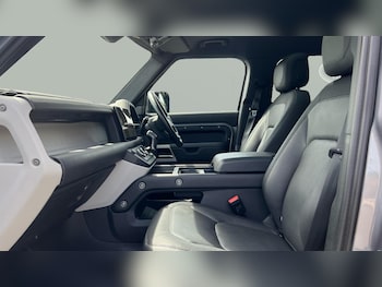 Used Land Rover Defender 2023 for sale - 78991993: Photo