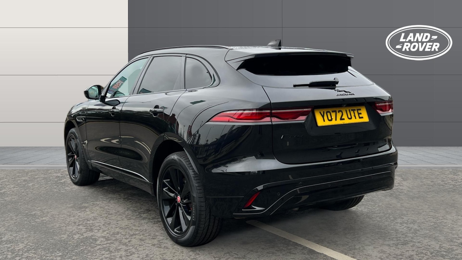 Used Jaguar F-Pace 2022 for sale - 77381472: Photo 2