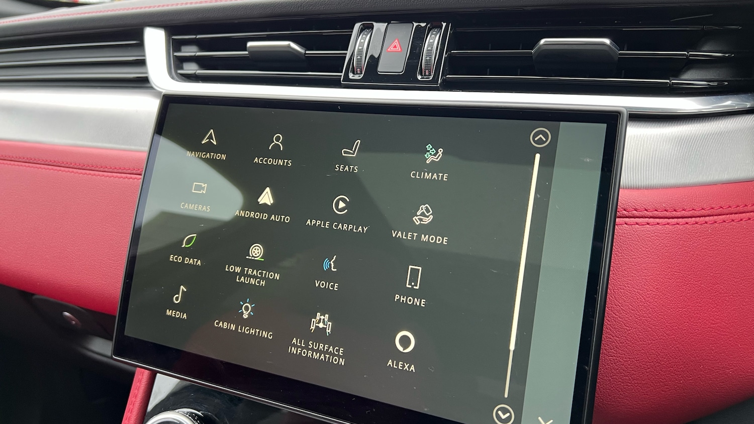 Used Jaguar F-Pace 2022 for sale - 77381472: Photo 38