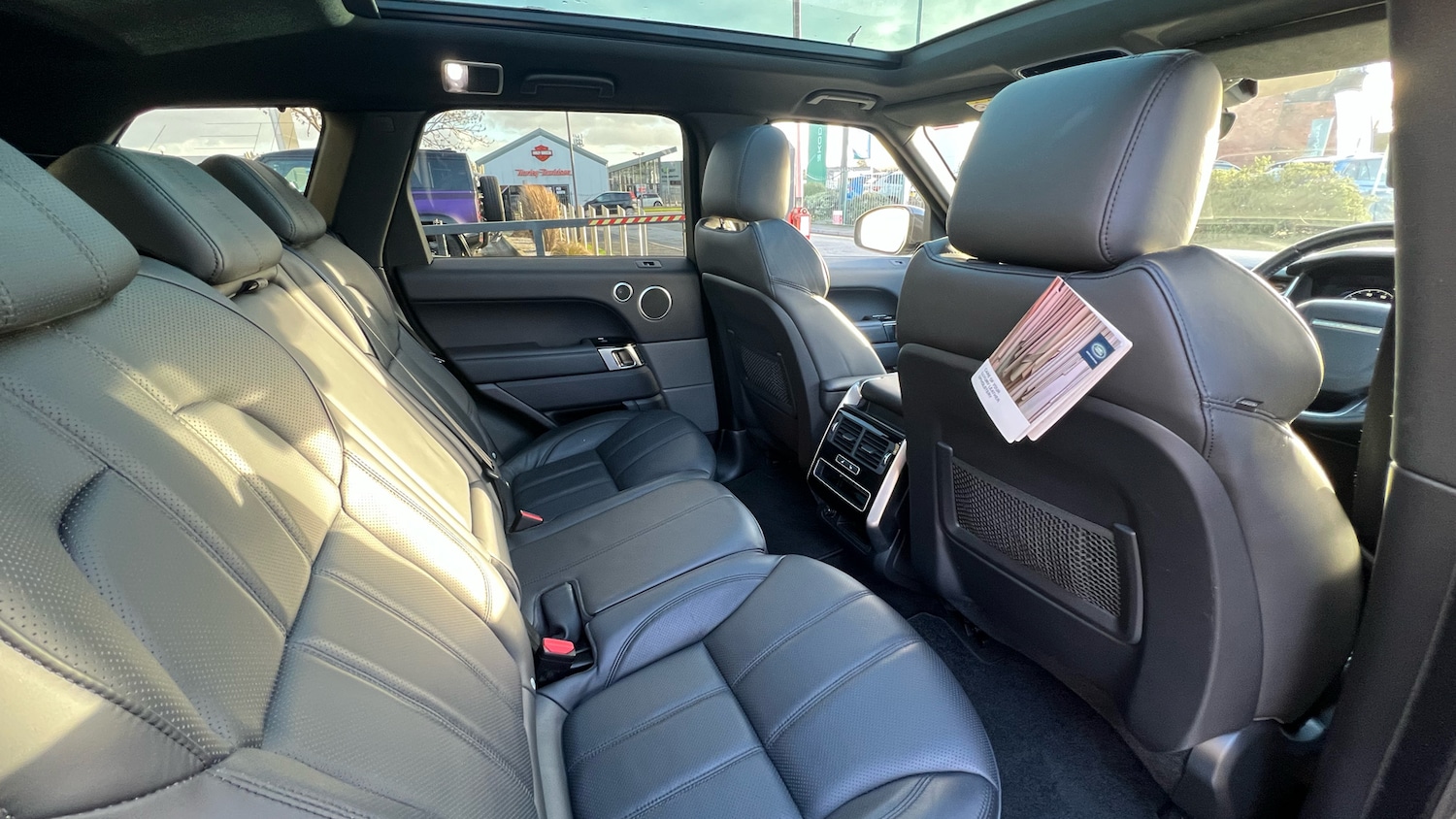 Used Land Rover Range Rover Sport 2017 for sale - 76884741: Photo 32