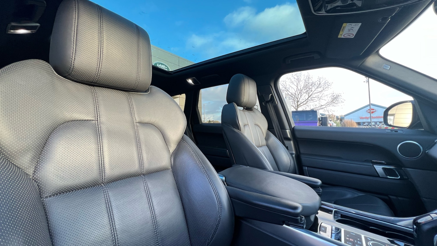 Used Land Rover Range Rover Sport 2017 for sale - 76884741: Photo 37