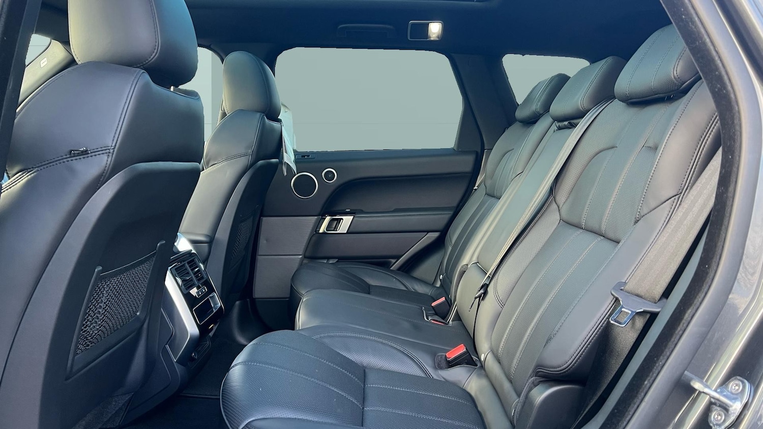 Used Land Rover Range Rover Sport 2017 for sale - 76884741: Photo 4