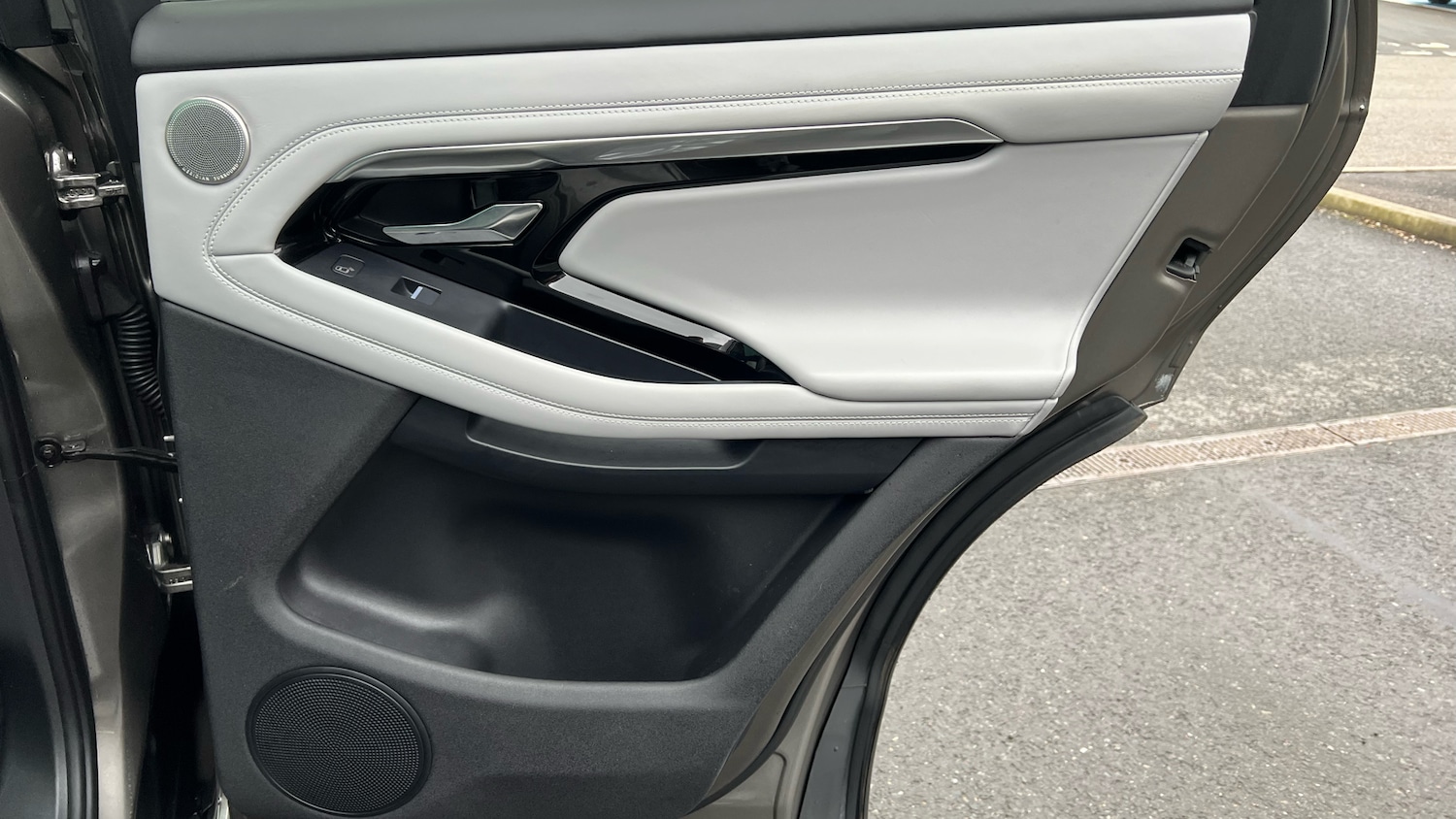 Used Land Rover Range Rover Evoque 2021 for sale - 77370489: Photo 31