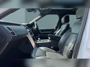 Used Land Rover Discovery 2021 for sale - 79545594: Photo